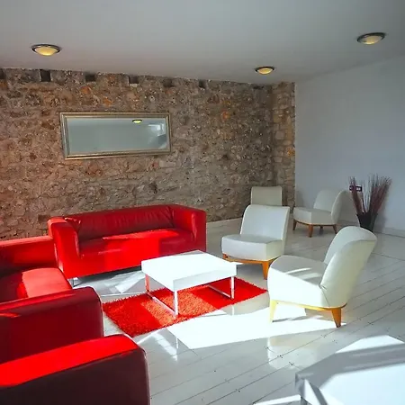 Villa Unique Mojito With Extra Large Pool In For Up To 12 Persons, 6 Bedrooms Rovinj