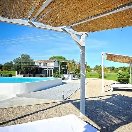 Unique Mojito With Extra Large Pool In For Up To 12 Persons, 6 Bedrooms *