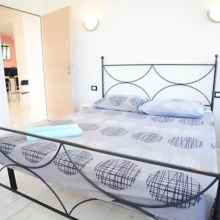 Villa Unique Mojito With Extra Large Pool In For Up To 12 Persons, 6 Bedrooms Rovinj