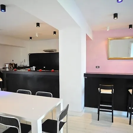 빌라 Unique Mojito With Extra Large Pool In For Up To 12 Persons, 6 Bedrooms